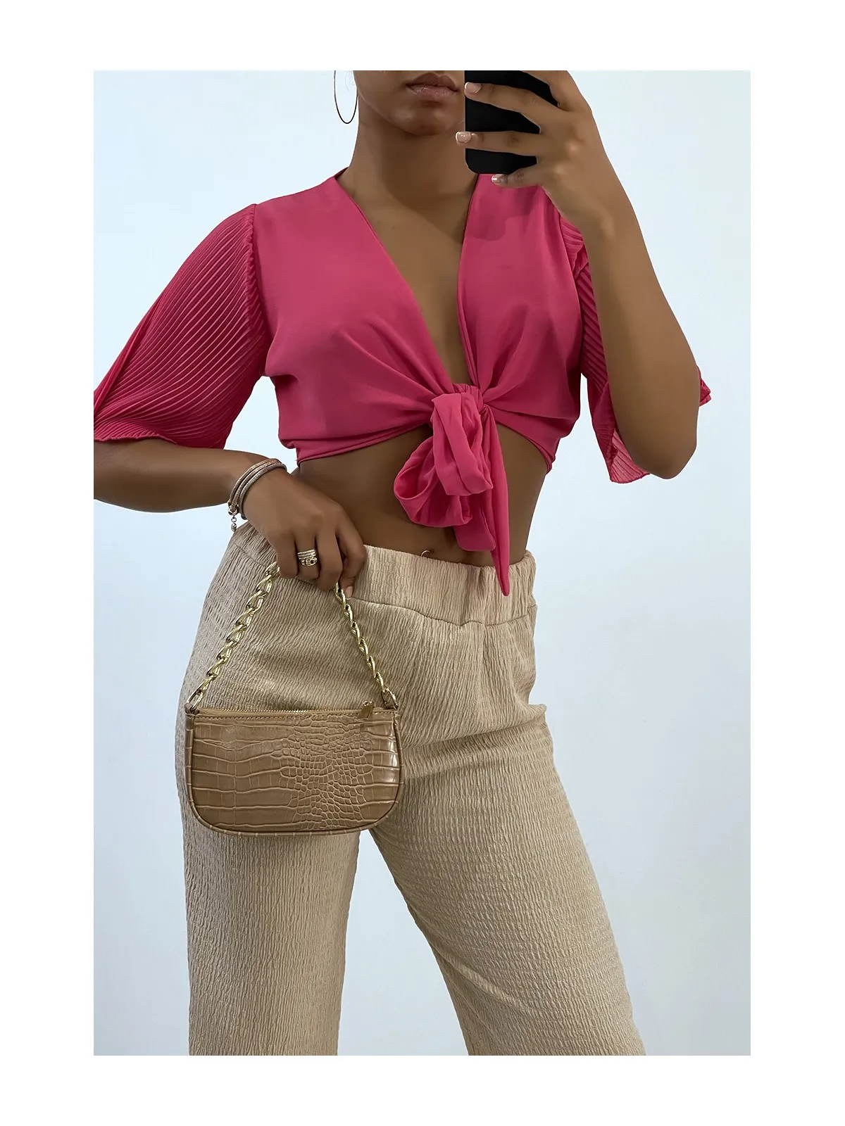 Crop top à nouer fuchsia avec manches plissée 
